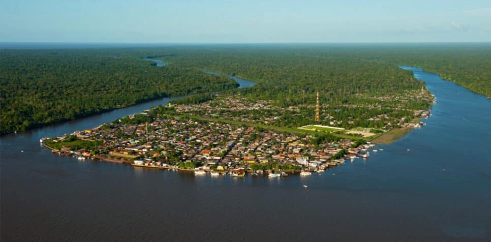 Em Afuá, no Pará, as pessoas se locomovem usando bicicletas e transportes não motorizados (Foto: Reprodução/ Internet)