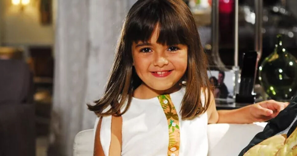 Atriz Klara Castanho na novela Viver a Vida (Foto: Reprodução) 