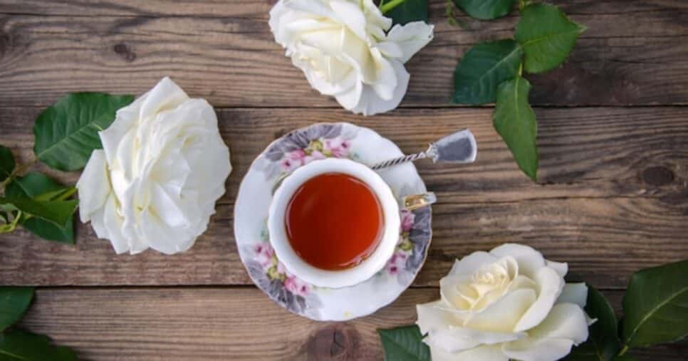 Chá com rosas