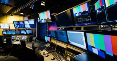 Em greve, emissora de TV sai do ar e suplica: “precisamos de ajuda”