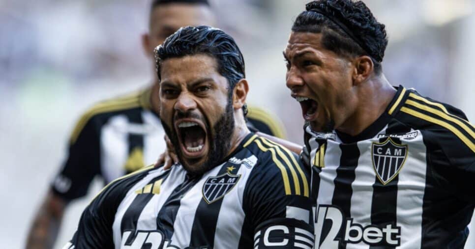 Hulk e Rony em jogo do Atlético-MG