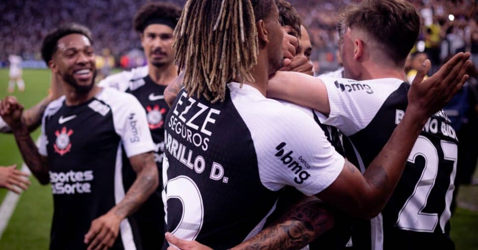 O Corinthians está vivendo um momento de instabilidade dentro e fora dos gramados (Rodrigo Coca / Corinthians)