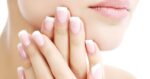 Unhas fortes e inquebráveis por meses? Aprenda truques caseiros Unhas fortes e inquebráveis por meses? Aprenda truques caseiros Unhas fortes e inquebráveis por meses? Aprenda truques caseiros (Foto: Montagem/TV Foco)