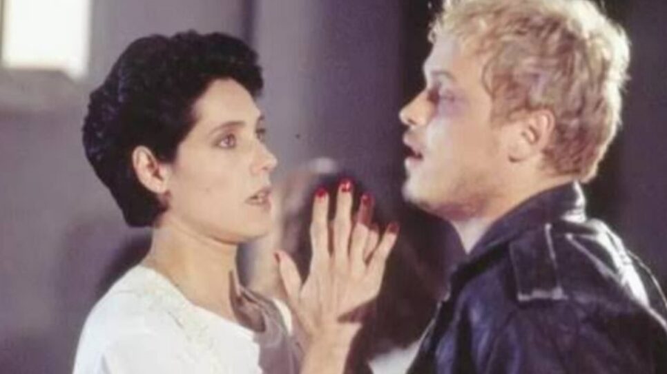 Diná (Christine Torloni) e Alexandre (Guilherme Fontes) em cena de A Viagem (Foto: Reprodução/ Divulgação, Globo)