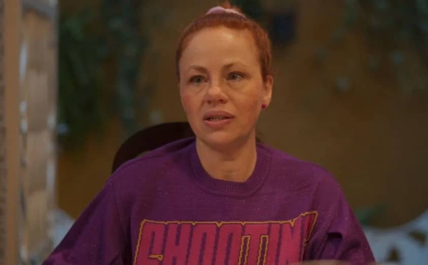 Aldeíde (Karine Teles) em cena de Vale Tudo (Foto: Reprodução / Globo)