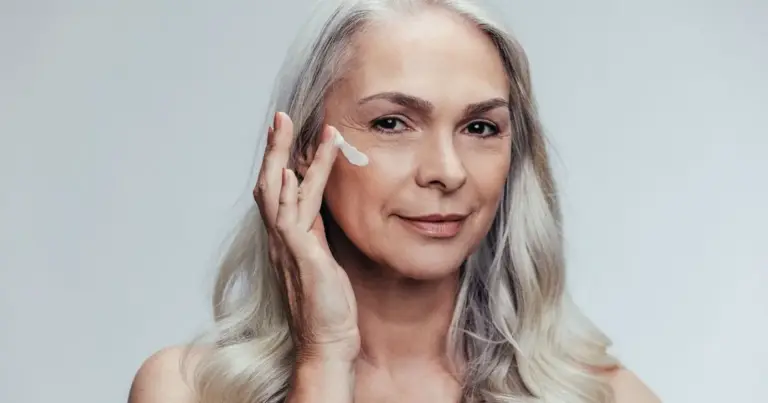 Pele livre de rugas: O que comer para ajudar na produção do colágeno Pele livre de rugas: O que comer para ajudar na produção do colágeno