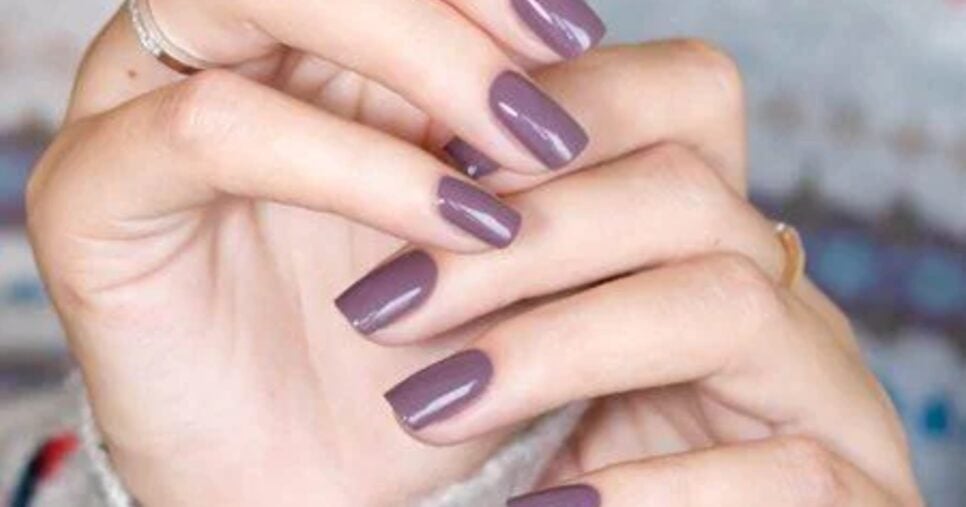 Esmalte taupe - Foto: Internet