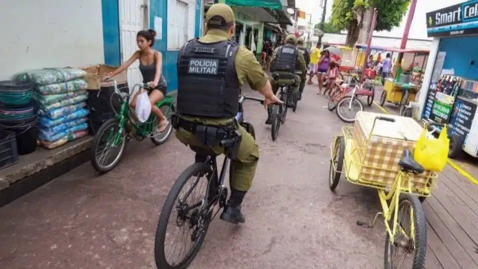 Cidade proíbe carros e motos e adota bicicleta (Foto: Reprodução/ Marco Santos/ Agência Pará)