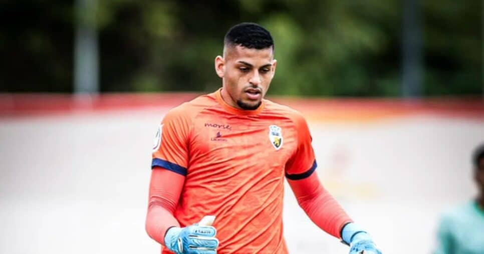 O goleiro Kaique no Farense (Foto: Reprodução/ Internet)