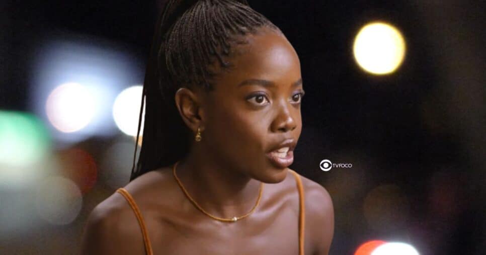 Leona em Dona de Mim (Foto: Reprodução / Globo / Montagem TV Foco)