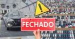 Montadora nº1 de carros fecha fábricas (Foto: Reprodução / Canva / Montagem TV Foco)