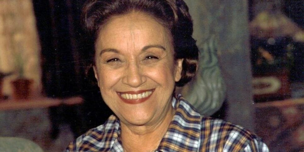 Nair Bello