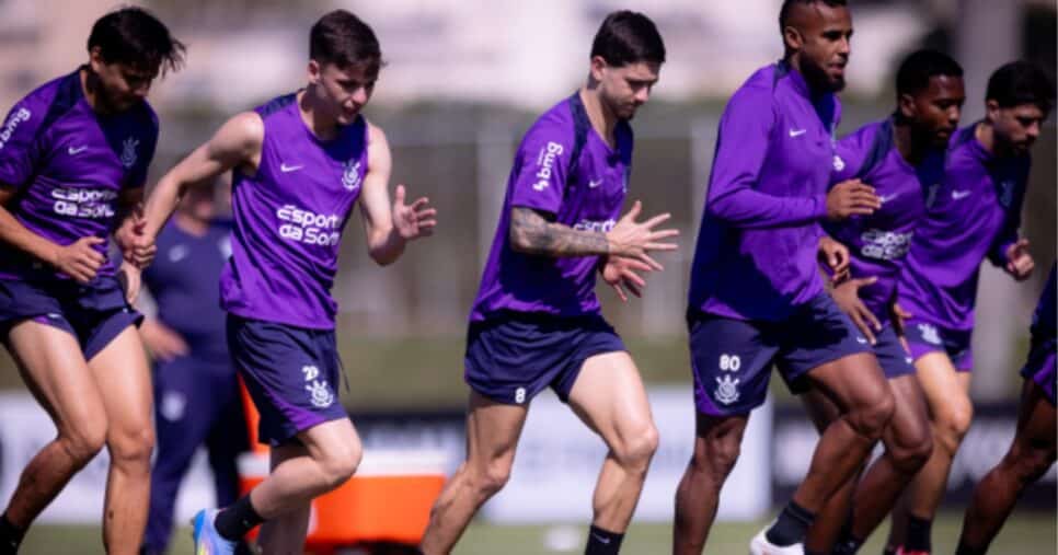 Rodrigo Garro em treinamento com a equipe - (Rodrigo Coca / Agência Corinthians)