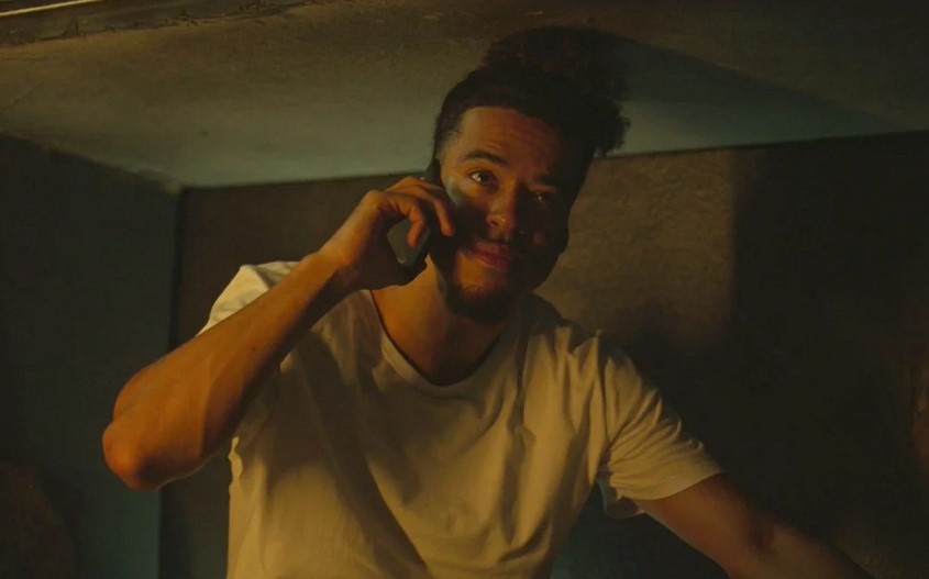 Ryan (L7nnon) em cena de Dona de Mim (Foto: Reprodução / Globo)