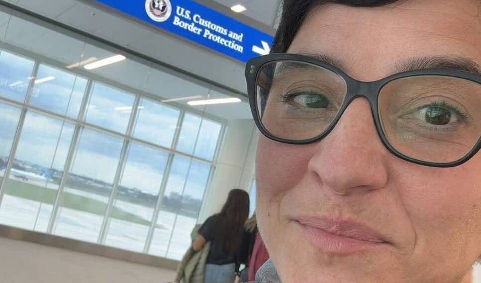 A ex-atriz Simone Gutierrez, morando nos Estados Unidos, precisou fazer faxina e até vaquinha pra se manter (Foto: Reprodução/ Instagram)