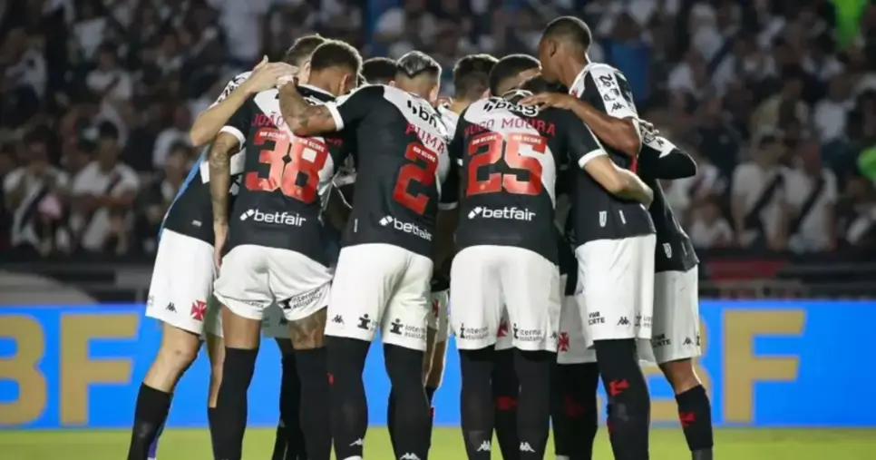 Pedrinho investe peso em novos jogadores de futebol para fortalecer o time (Foto: Esporte News Mundo) Pedrinho investe peso em novos jogadores de futebol para fortalecer o time (Foto: Esporte News Mundo)