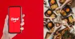 Aplicativo do iFood e ilustração de comidas (Fotos: Adobe Stock / Canva)