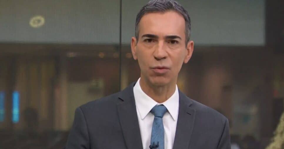 César Tralli no Jornal Hoje (Foto: Reprodução / Globo)