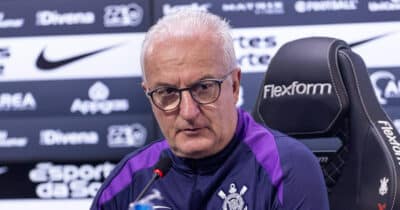 Dorival Jr tem demissão relâmpago aprovada no Corinthians (Foto: Rodrigo Coca)