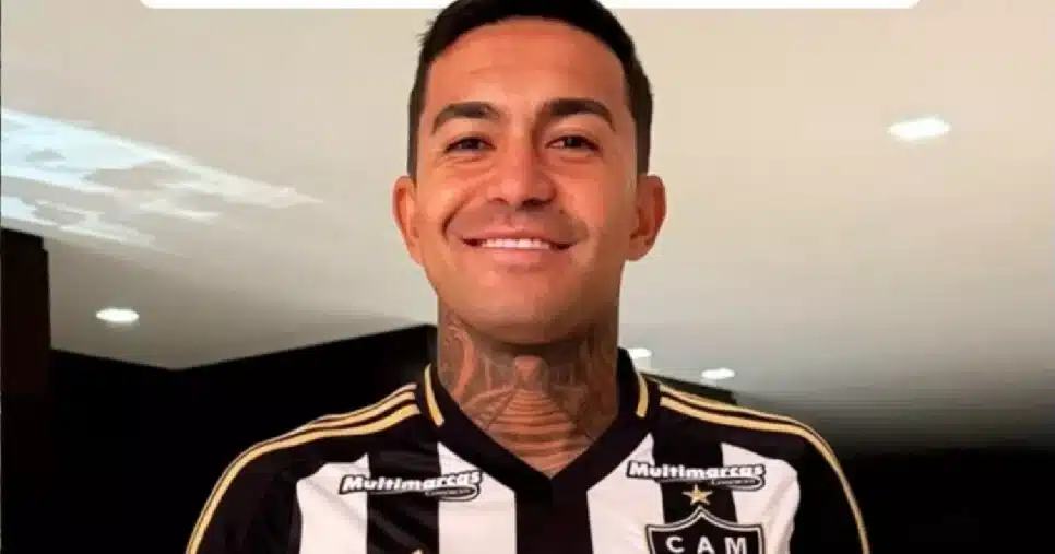 Dudu pelo Atlético-MG