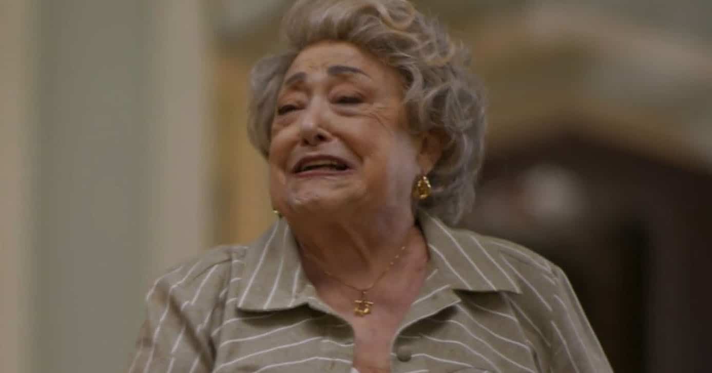 http://tvfoco.uai.com.br/wp-content/uploads/2015/05/Daniela-Mercury.jpg