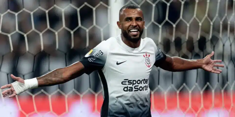 Alex Santana já fechou com o Grêmio (Reprodução: Rodrigo Coca)
