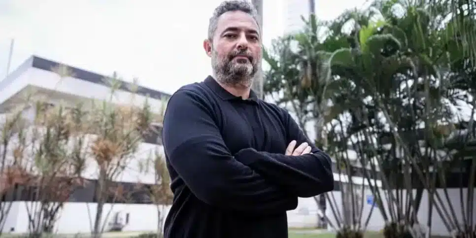 Alexandre Mattos chegou ao Santos na última semana (Reprodução: Raul Baretta)