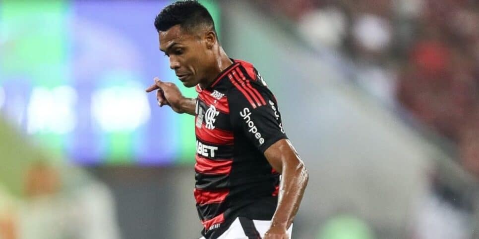 Alex Sandro atuou bons minutos pelo Brasil (Reprodução: Gilvan de Souza)