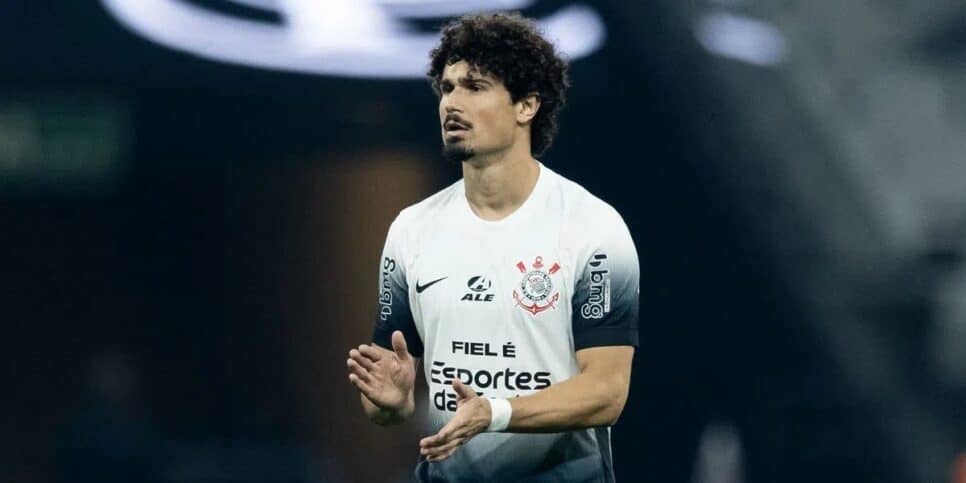 André Ramalho recebeu o terceiro cartão amarelo (Reprodução: Rodrigo Coca)