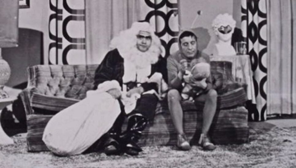 Os comediantes em cena do episódio da Festa a Fantasia, do Chapolin Colorado (Foto: Reprodução/ Chespirito.org)