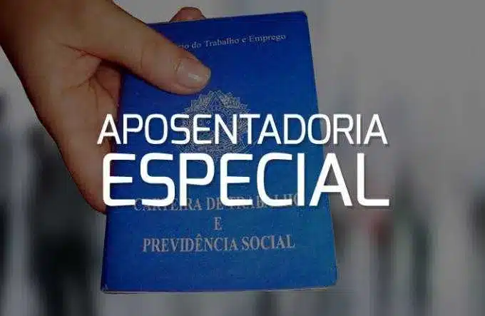 Aposentadoria na casa dos 55 anos (Foto: Reprodução / Canva)
