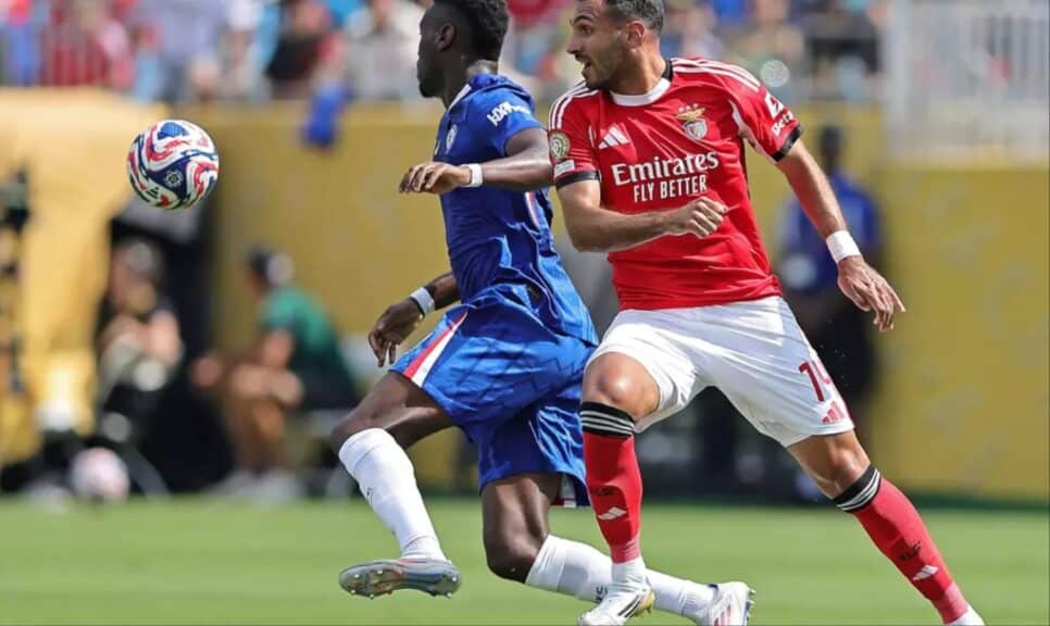 Jogo do Benfica e Chelsea gerou paralisação no Jornal Nacional - Foto: Internet