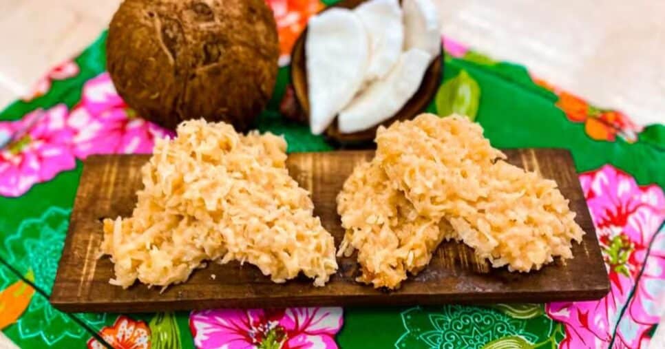 Cocada é um dos doces mais tradicionais das festas de São João (Foto Reprodução/Tudo Gostoso)
