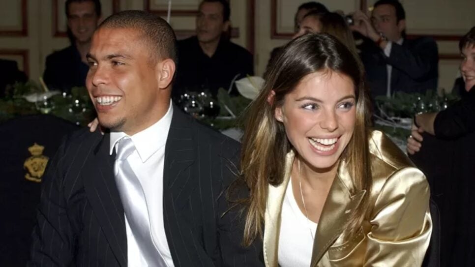 Apresentadora teve casamento relâmpago com Ronaldo em 2005 (Foto: Reprodução/ Getty Images)