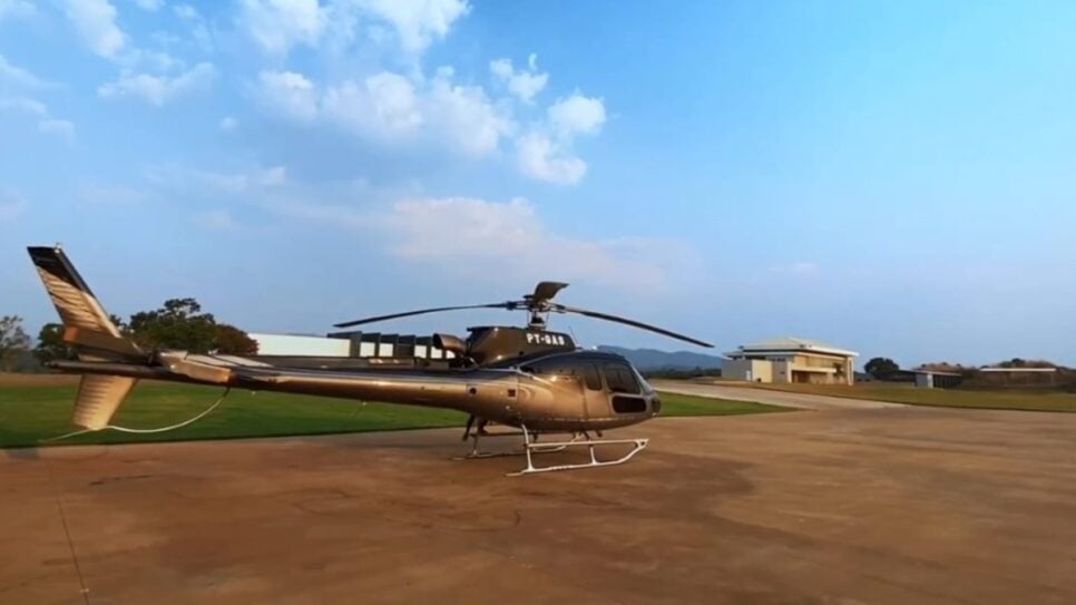Aeroporto para aeronaves possui também hangar e pista extensa (Foto: Reprodução/ Instagram)