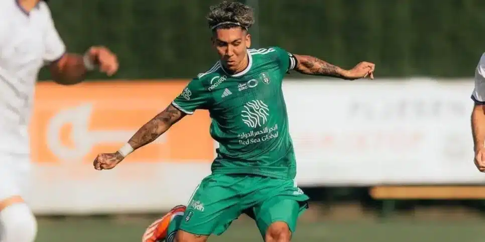 FIrmino ainda tem contrato com o Al-Ahli (Reprodução: Instagram)