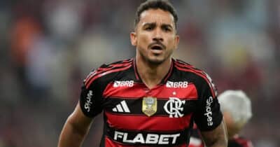Danilo expõe quando vai deixar o Flamengo (Foto: Thiago Ribeiro/AGIF)