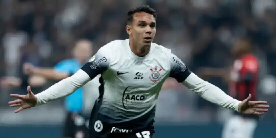 Giovane não sse firmou no elenco profissional (Reprodução: Rodrigo Coca)