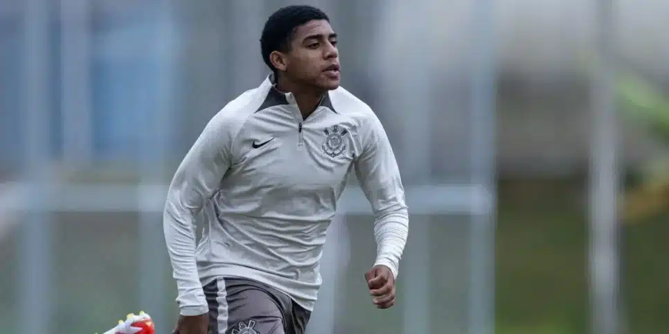 Gui Negão pode formar dupla de ataque com Depay (Reprodução: Rodrigo Coca)