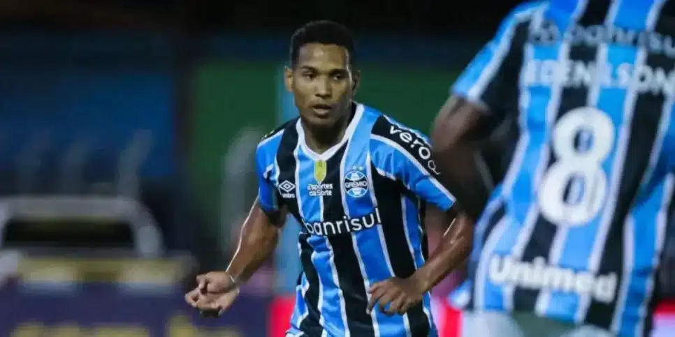 João Lucas é um dos que deve se transferir ao Juventude (Reprodução: Maxi Franzoi)