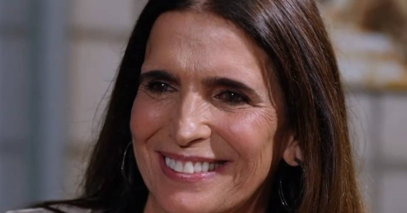 http://tvfoco.uai.com.br/wp-content/uploads/2015/05/Daniela-Mercury.jpg