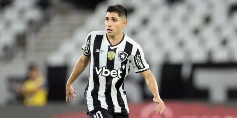 Savarino é um dos principais nomes do Botafogo (Reprodução: Vitor Silva)