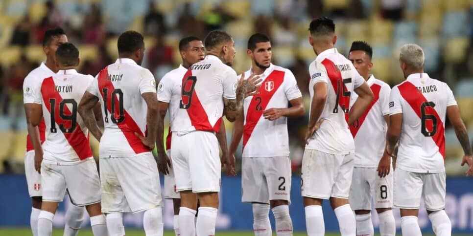 Seleção peruana fora da próxima Copa do Mundo (Reprodução: Ricardo Moraes)