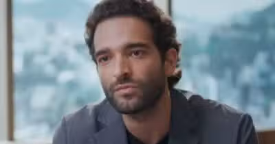 Afonso (Humberto Carrão) em cena de Vale Tudo (Foto: Reprodução / Globo)