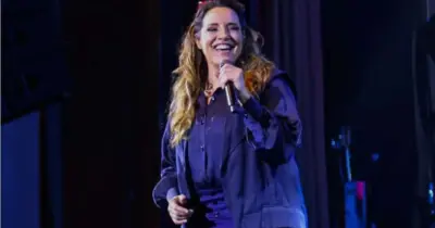 Ana Carolina paralisa show às pressas e detona equipe ao vivo: “Não posso deixar pra lá”