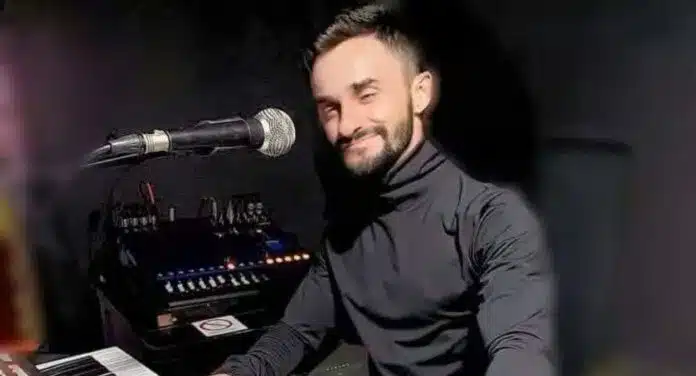 Maicon Antunes tinha 31 anos e era vocalista da banda Coração de Néon (Foto: Divulgação/Redes)