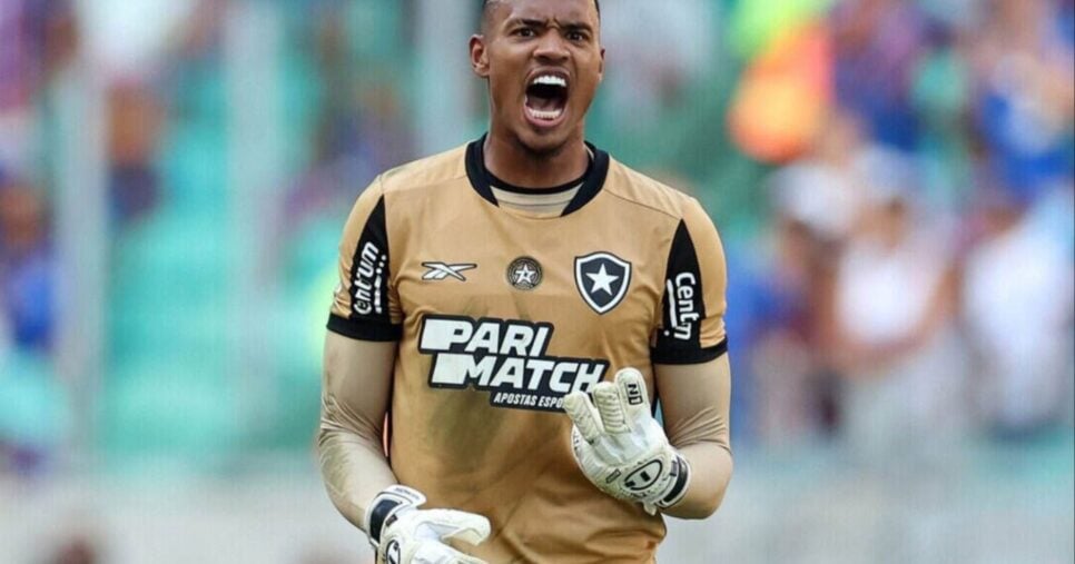 Negociações: Goleiro John, do Botafogo, na mira do Manchester (Foto: Reprodução/ Internet)