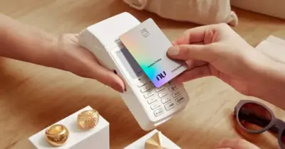 O Nubank vai cobrar anuidade no cartão? Descobrimos a verdade