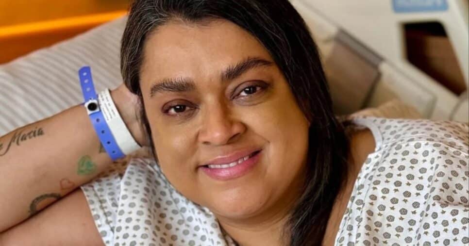 http://tvfoco.uai.com.br/wp-content/uploads/2015/05/Daniela-Mercury.jpg