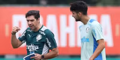 Abel Ferreira e Flaco López no treino do Palmeiras (Reprodução: Cesar Greco)